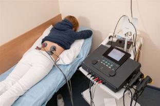 Electrophoresis is pain patients for the treatment of back and alleviation of inflammation